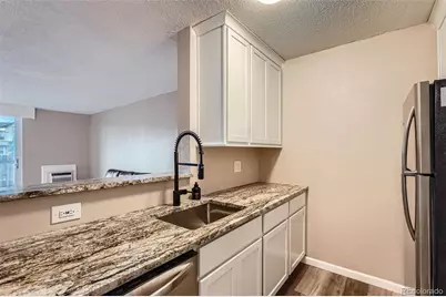 2231 S Vaughn Way #114B, Aurora, CO 80014 - Photo 7