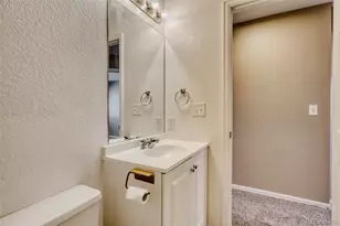 1179 S Waco St, Aurora, CO 80017 - Photo 23