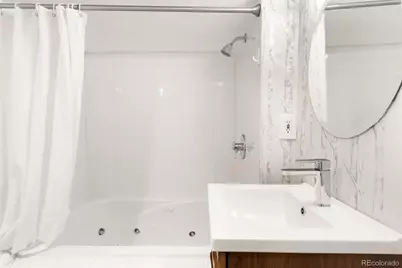644 N Logan Street, Denver, CO 80203 - Photo 19