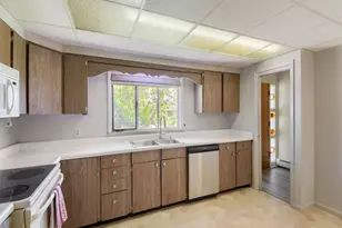 865 S Peterson Way, Denver, CO 80223 - Photo 5