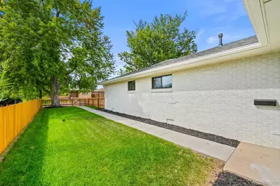 3660 Grape Street, Denver, CO 80207 - Photo 17