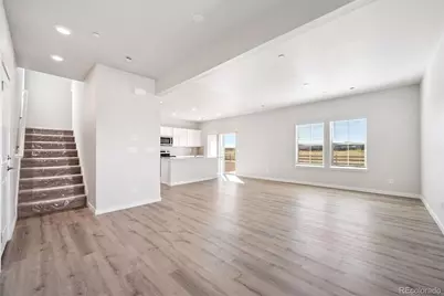 9454 Danube Street, Commerce City, CO 80022 - Photo 5