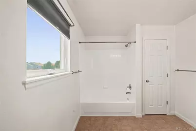 9687 Eagle Creek Parkway, Commerce City, CO 80022 - Photo 19