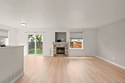 9687 Eagle Creek Parkway, Commerce City, CO 80022 - Photo 5