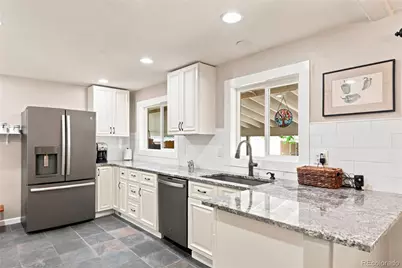 6521 S Logan Street, Centennial, CO 80121 - Photo 9