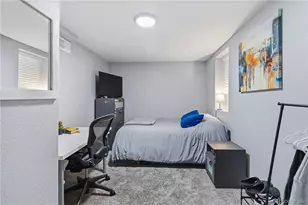 1620 Galena St, Aurora, CO 80010 - Photo 21