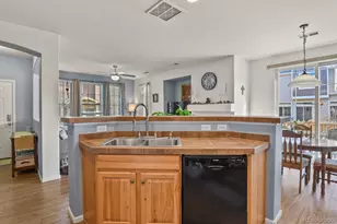 17945 E 104th Pl, Commerce City, CO 80022 - Photo 9