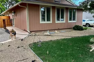 1057 Ponderosa Cir, Longmont, CO 80504 - Photo 3