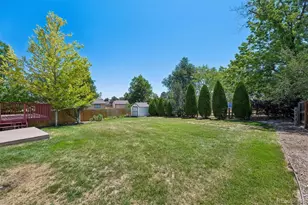 10812 W Powers Pl, Littleton, CO 80127 - Photo 29