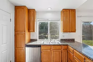 5873 S Nepal St, Aurora, CO 80015 - Photo 13