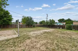 729 Havana St, Aurora, CO 80010 - Photo 23