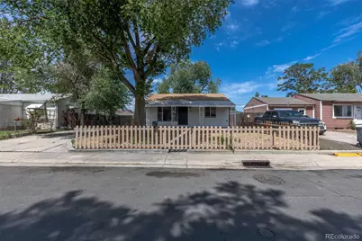 7855 Newport Street, Commerce City, CO 80022 - Photo 3