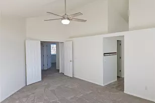 10607 Clarke Farms Dr, Parker, CO 80134 - Photo 19