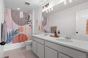 24601 E 37th Ave, Aurora, CO 80019 - Photo 29