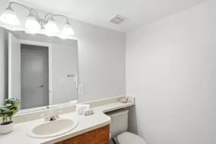 1818 S Quebec Way, Denver, CO 80231 - Photo 21
