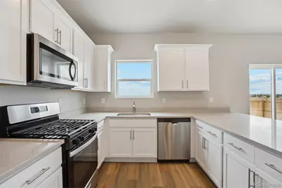 48175 Shetland Drive, Bennett, CO 80102 - Photo 9