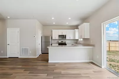 48175 Shetland Drive, Bennett, CO 80102 - Photo 7