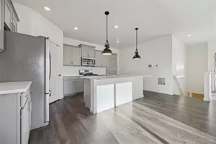 4925 Cattle Cross Trl, Castle Rock, CO 80104 - Photo 3