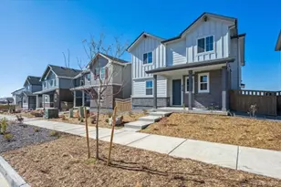 4729 N Valdai Ct, Aurora, CO 80119 - Photo 3