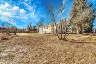 1678 Arapahoe St, Strasburg, CO 80136 - Photo 27