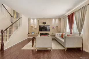 25060 E Maple Pl, Aurora, CO 80018 - Photo 7