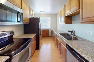 2512 S Stuart St, Denver, CO 80219 - Photo 9