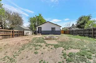 1935 Geneva St, Aurora, CO 80010 - Photo 11