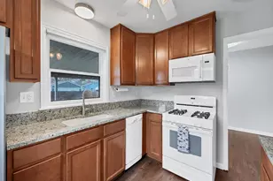 4035 S Logan St, Englewood, CO 80113 - Photo 11