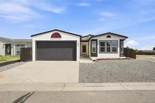 302 Apache Pl, Lochbuie, CO 80603 - Photo 1