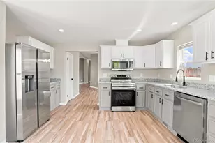 302 Apache Pl, Lochbuie, CO 80603 - Photo 5