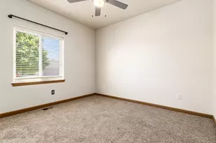 1603 Positano Ct, Pueblo, CO 81008 - Photo 13