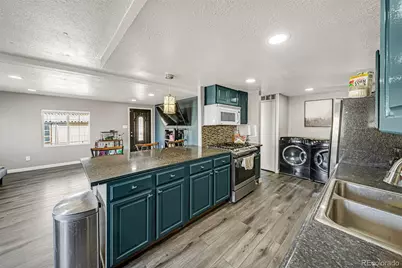 2820 Blue Jay, Federal Heights, CO 80260 - Photo 3