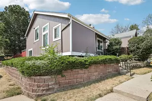 3824 S Genoa Cir, Aurora, CO 80013 - Photo 1