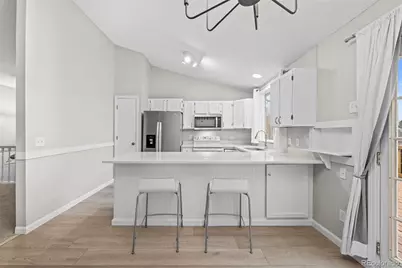 3946 S Flanders Way, Aurora, CO 80013 - Photo 5