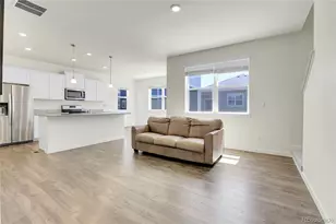 45840 Laceleaf Dr, Bennett, CO 80102 - Photo 5