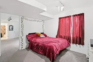 1960 Espana Way, Aurora, CO 80011 - Photo 29