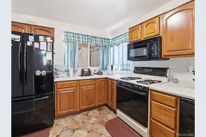 1960 Espana Way, Aurora, CO 80011 - Photo 7