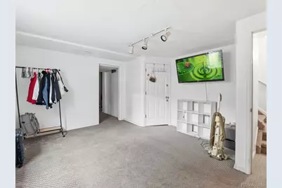 1960 Espana Way, Aurora, CO 80011 - Photo 27