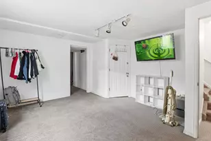 1960 Espana Way, Aurora, CO 80011 - Photo 27