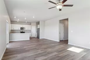 48225 Shetland Dr, Bennett, CO 80102 - Photo 5