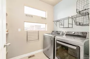 6712 Avrum Dr, Denver, CO 80221 - Photo 21