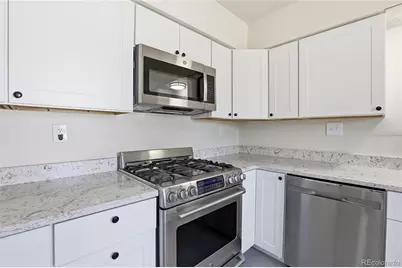 800 Vaughn Street, Aurora, CO 80011 - Photo 5