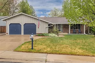 2622 S Brentwood Ct, Lakewood, CO 80227 - Photo 3