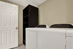 7958 S Roslyn Way, Centennial, CO 80112 - Photo 29