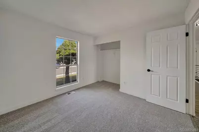 4666 Freeport Way, Denver, CO 80239 - Photo 9