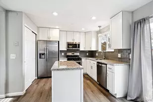 15067 Andrews Dr, Denver, CO 80239 - Photo 9