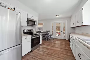 18204 E Lehigh Pl, Aurora, CO 80013 - Photo 5