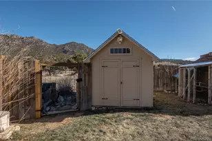 137 Brady Rd, Buena Vista, CO 81211 - Photo 37