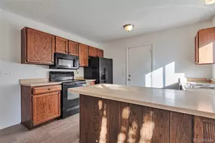 18249 E Mexico Pl, Aurora, CO 80017 - Photo 5