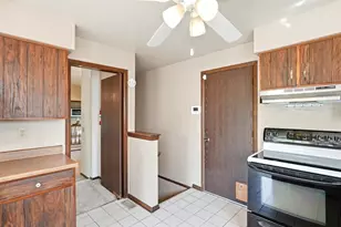 8220 Hoyt Way, Arvada, CO 80005 - Photo 9
